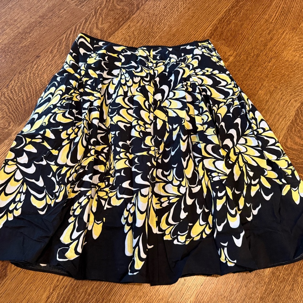 Tahari Black and Yellow Floral Skater Skirt